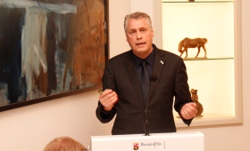 Mehr Reputation für das duale System – Professor Esser sprach in Brüssel