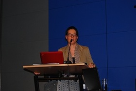 Dr. Nina Scheer