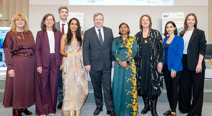 Gruppe von Teilnehmenden am Bildungsforum