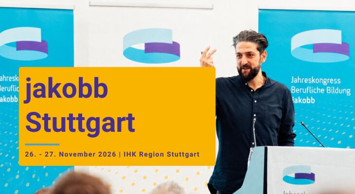 jakobb-Banner: Mann h&auml;lt einen Vortrag
